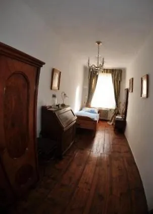 Mazhaus *
