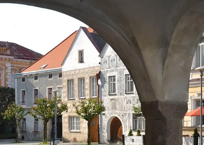 Mazhaus Semesterbostad